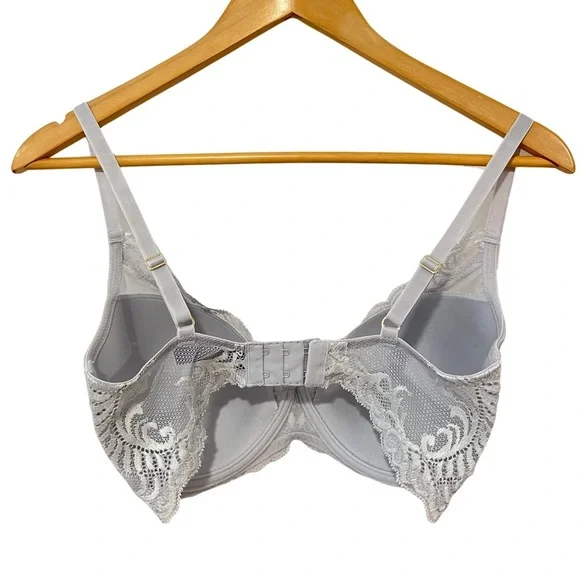 Natori Feathers Basic Gray Lace Detail Bra 34DD ($72)
